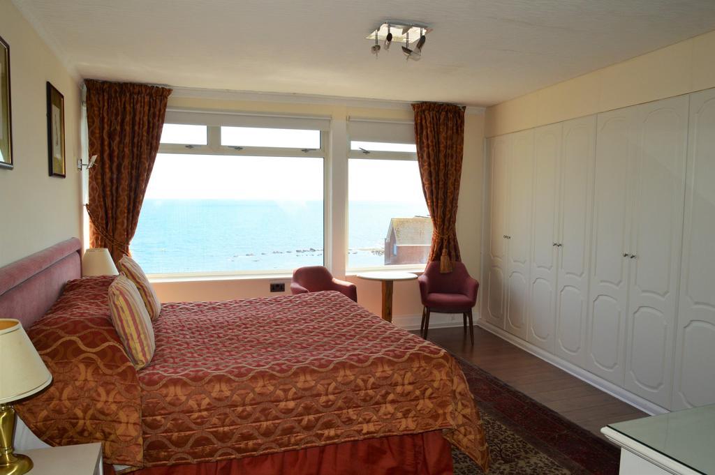 Hotel Corbyn Head 3*
